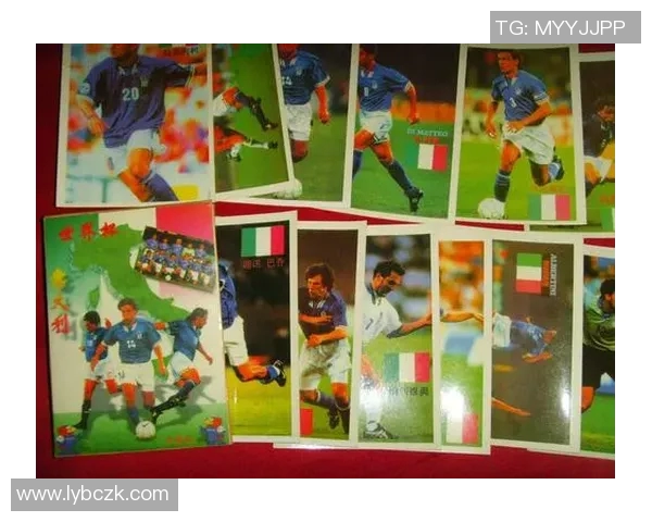 足球明星明信片开箱体验分享揭开球星背后的故事与魅力