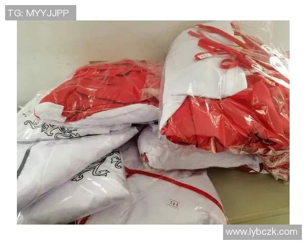 扎头巾的足球明星展现独特风格与文化自信的魅力之旅